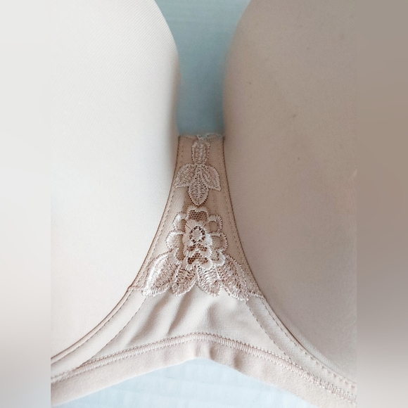 ⭐️5/$25 VF Lingerie Beauty Back Strapless Full Figure Underwire Bra 40DD - Picture 3 of 10